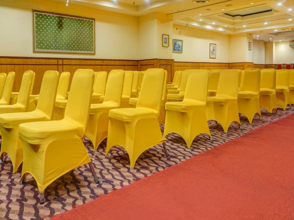 Oyo 3967 Hotel Pantai Wisata マカッサル エクステリア 写真